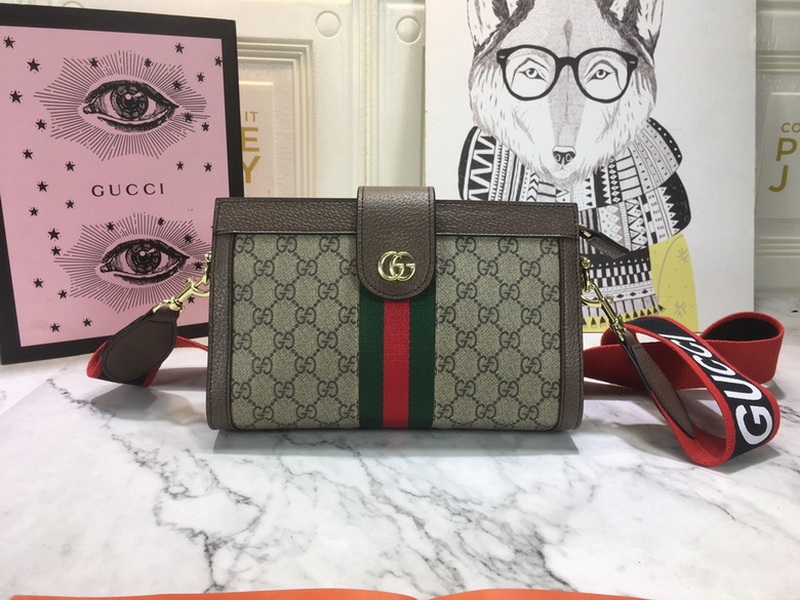 Gucci Handbags 871